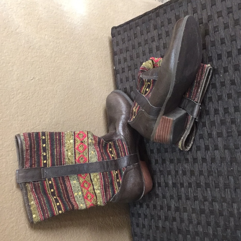 Super cute boots